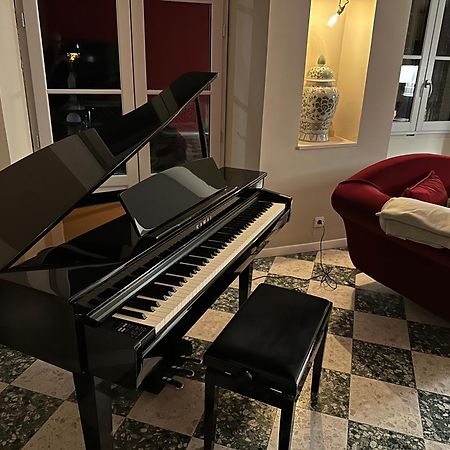 Les Trois Terrasses Bed & Breakfast Montpezat-de-Quercy Dış mekan fotoğraf